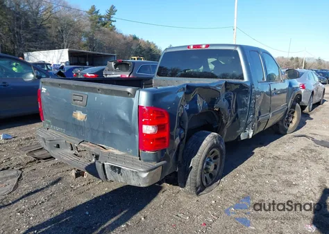 2010 Chevrolet Silverado 1500 Ls z USA, uszkodzony, nr VIN 1GCSKREA4AZ258690